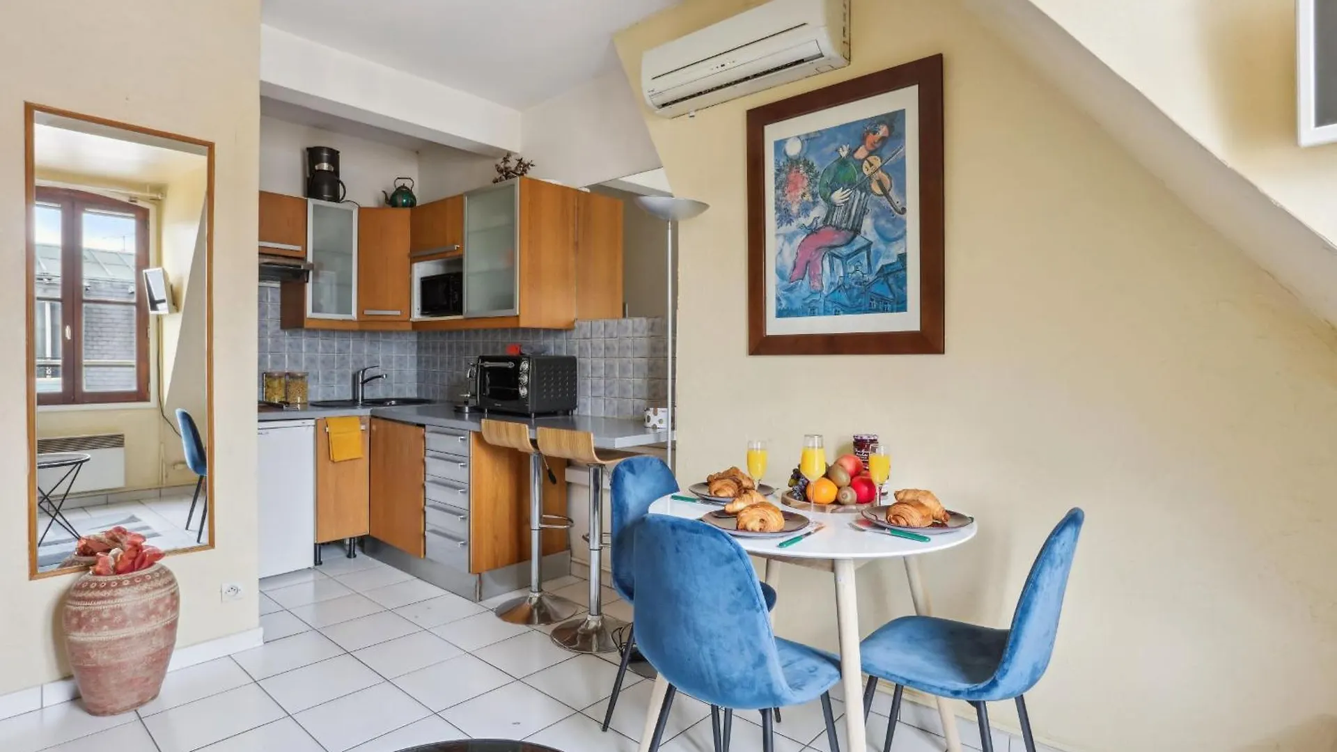 Eiffel Tower & Invalides - Cityapartmentstay 0*, Paříž Francie