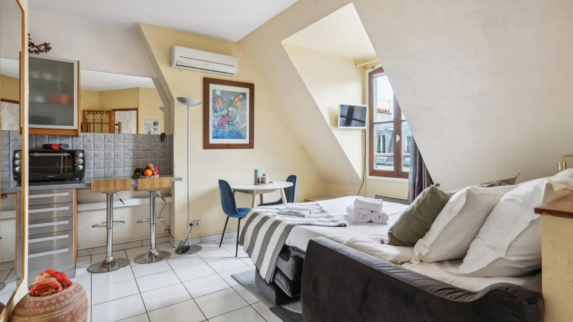 Eiffel Tower & Invalides - Cityapartmentstay 0*, Paris